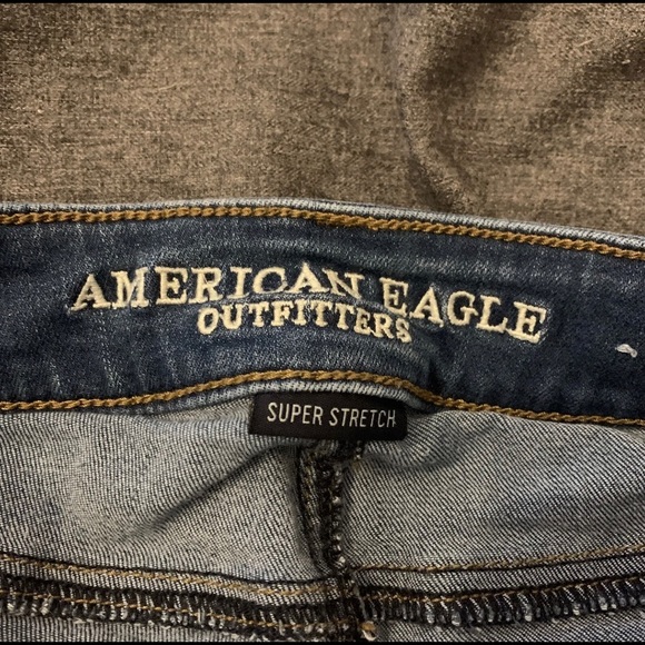 Like New AE Jean shorts size 0 - Picture 4 of 4
